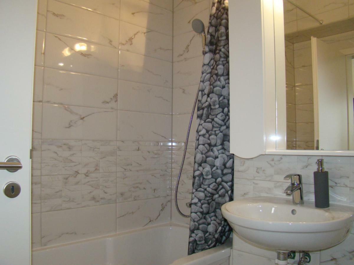 Eme Apartments Брашов Екстер'єр фото